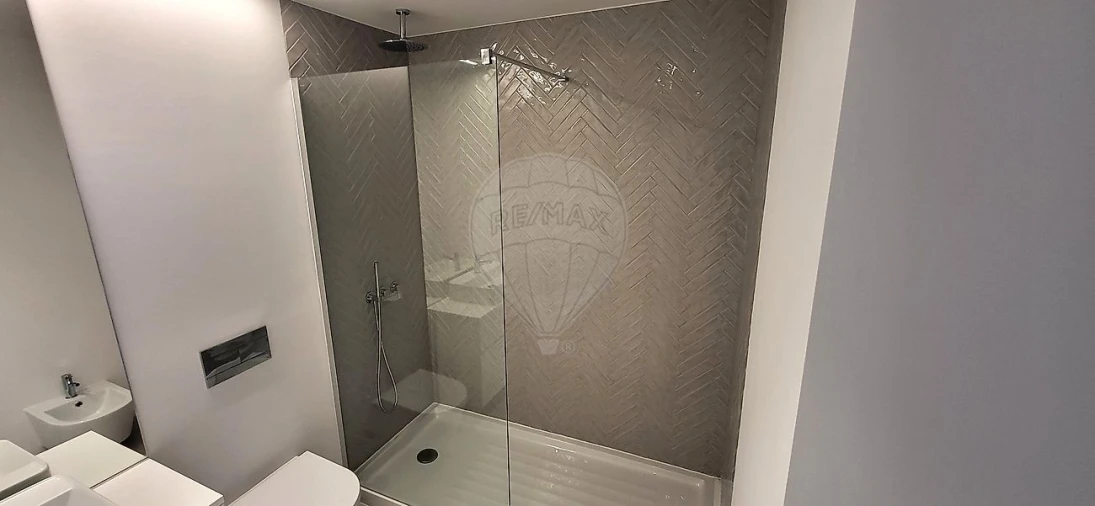 Apartamento T3 para Venda em Algés, Linda-A-Velha e Cruz Quebrada-Dafundo Foto 25