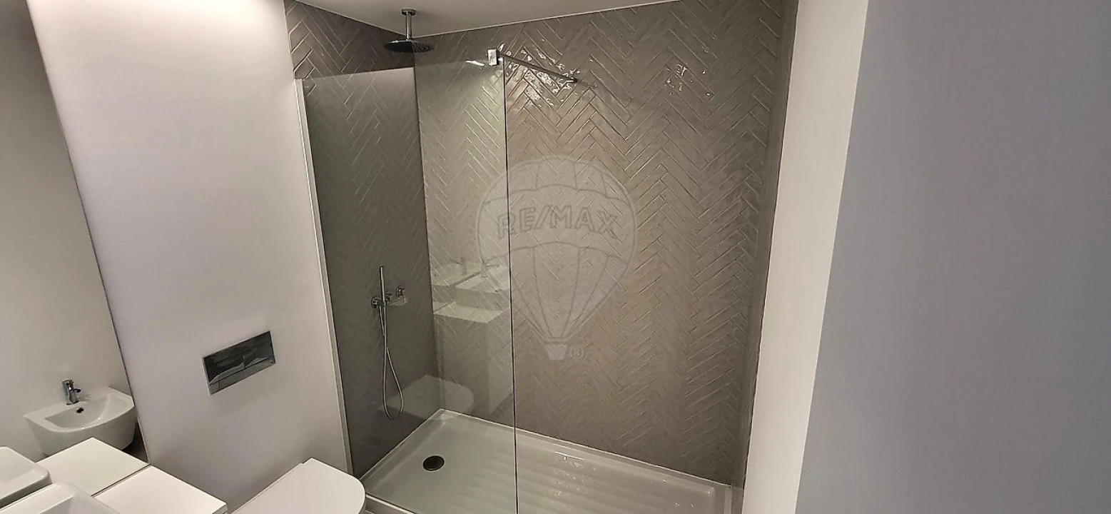 Apartamento T3 para Venda em Algés, Linda-A-Velha e Cruz Quebrada-Dafundo Foto 25