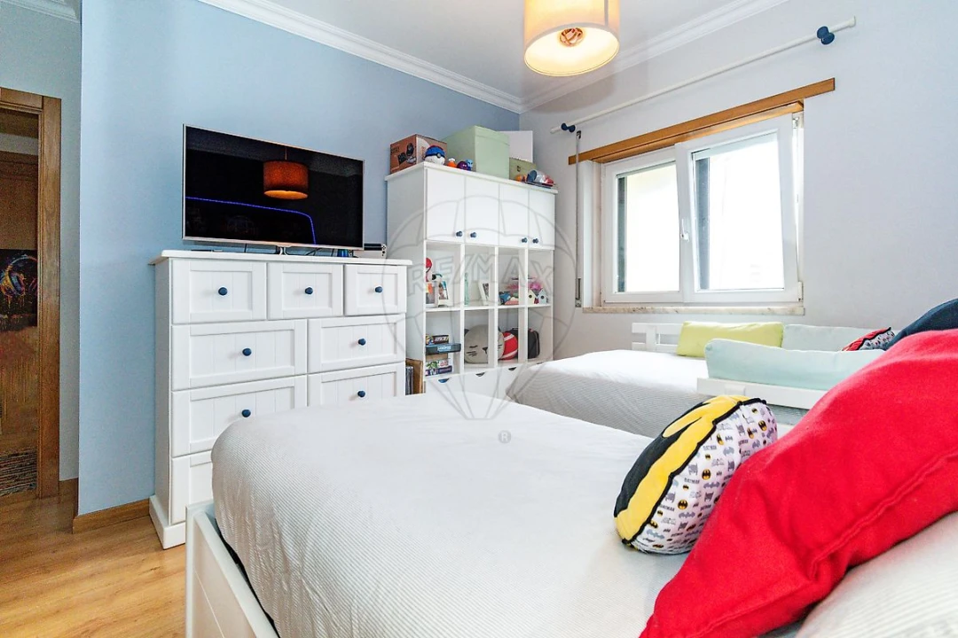 Apartamento T2 para Venda em Póvoa de Santa Iria e Forte da Casa Foto 2