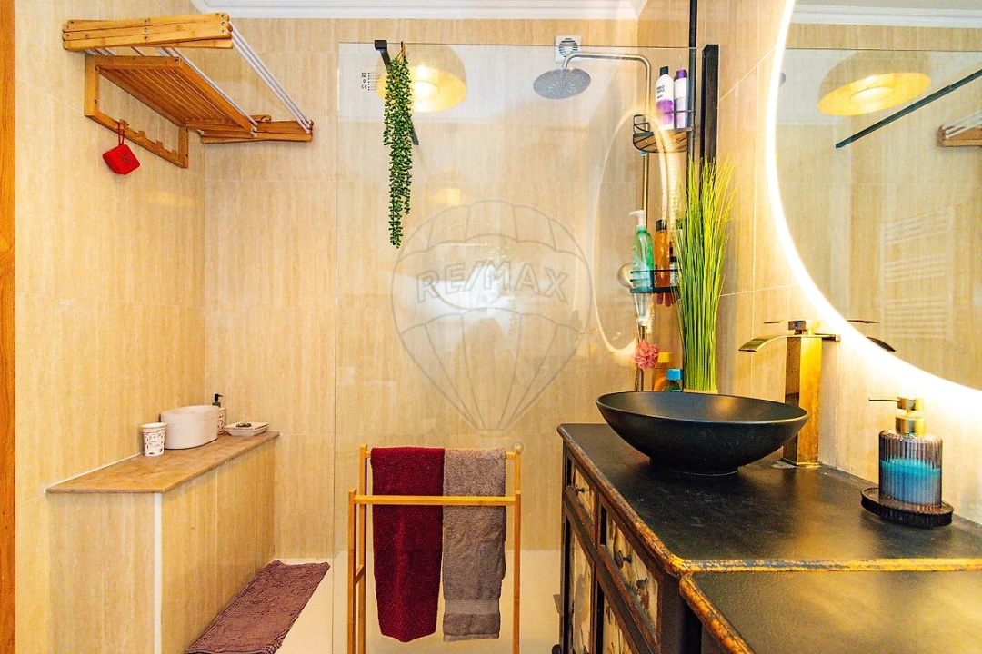 Apartamento T2 para Venda em Póvoa de Santa Iria e Forte da Casa Foto 12