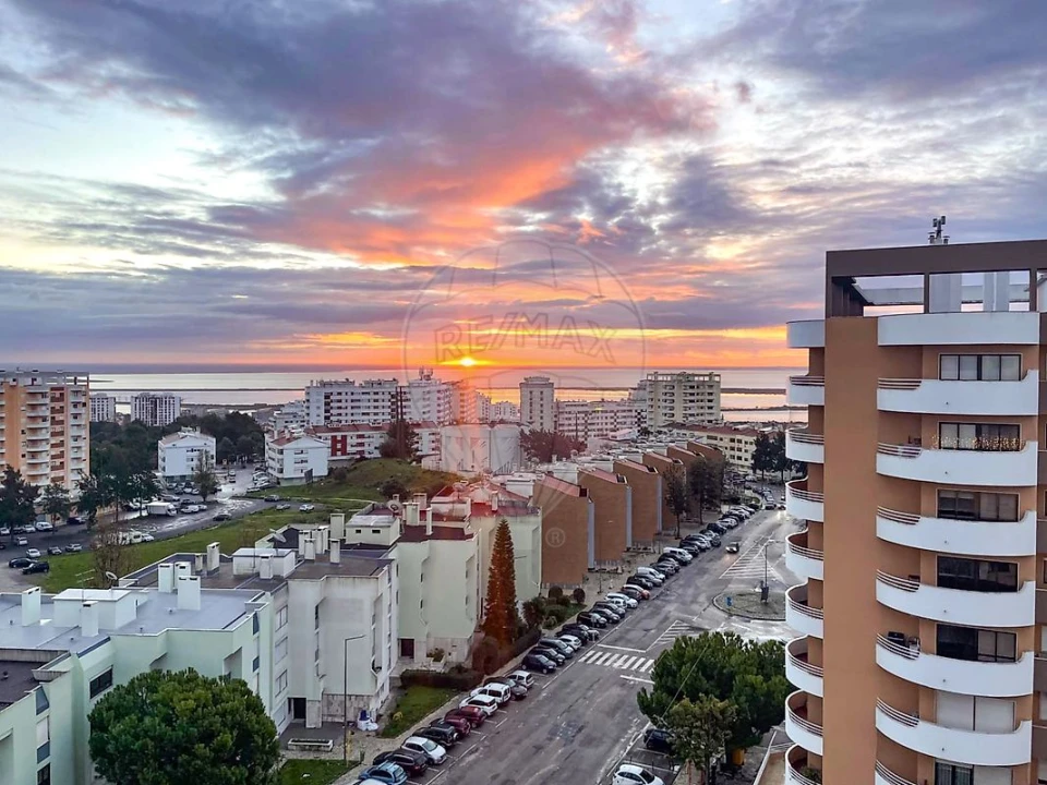 Apartamento T2 para Venda em Póvoa de Santa Iria e Forte da Casa Foto 27