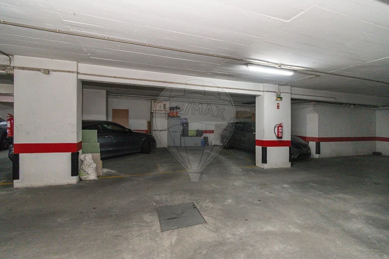 Apartamento T2 para Venda em Póvoa de Santa Iria e Forte da Casa Foto 25