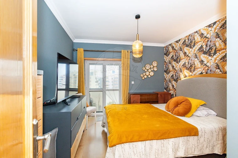 Apartamento T2 para Venda em Póvoa de Santa Iria e Forte da Casa Foto 5