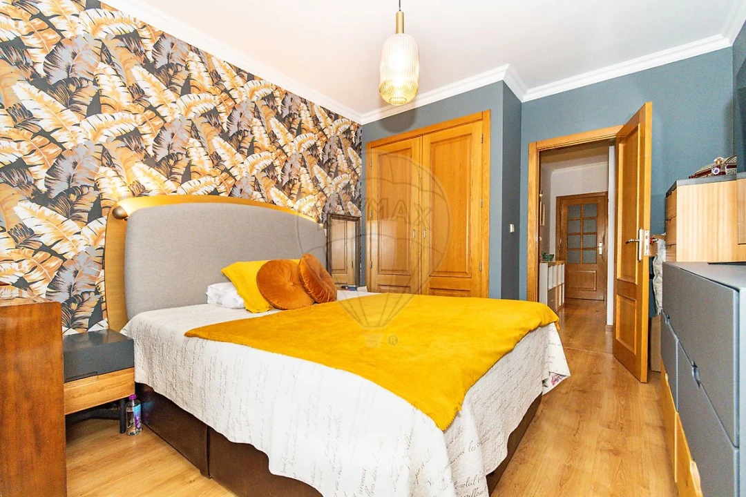 Apartamento T2 para Venda em Póvoa de Santa Iria e Forte da Casa Foto 8