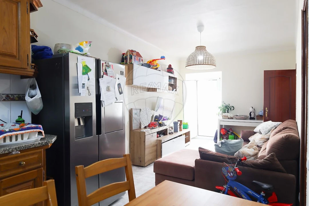 Moradia T2 para Venda em Alenquer (Santo Estêvão e Triana) Foto 6