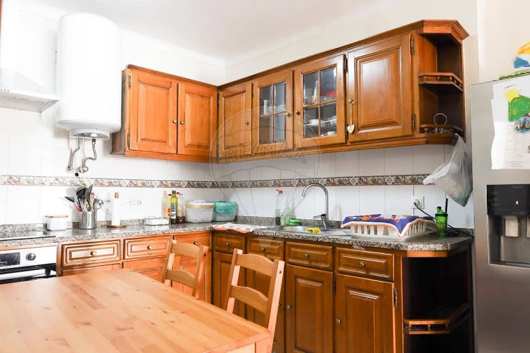 Moradia T2 para Venda em Alenquer (Santo Estêvão e Triana) Foto 2