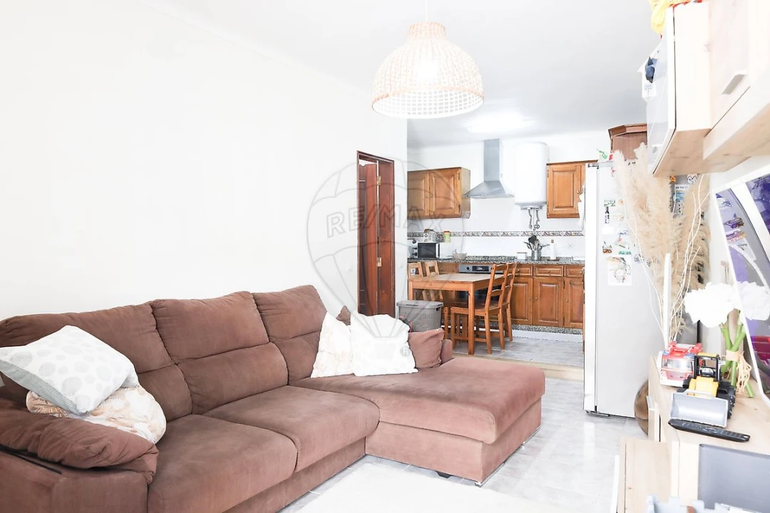 Moradia T2 para Venda em Alenquer (Santo Estêvão e Triana) Foto 1