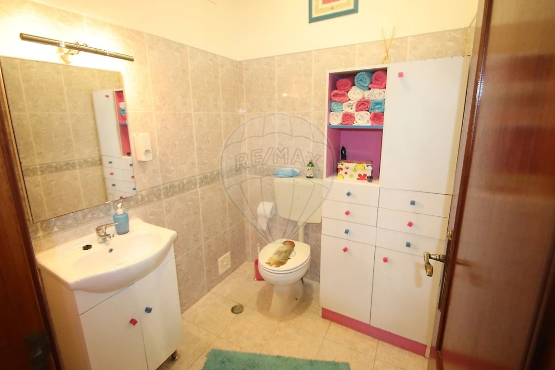 Apartamento T3 para Venda em Castanheira do Ribatejo e Cachoeiras Foto 7