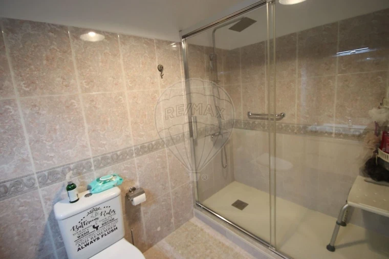 Apartamento T3 para Venda em Castanheira do Ribatejo e Cachoeiras Foto 4