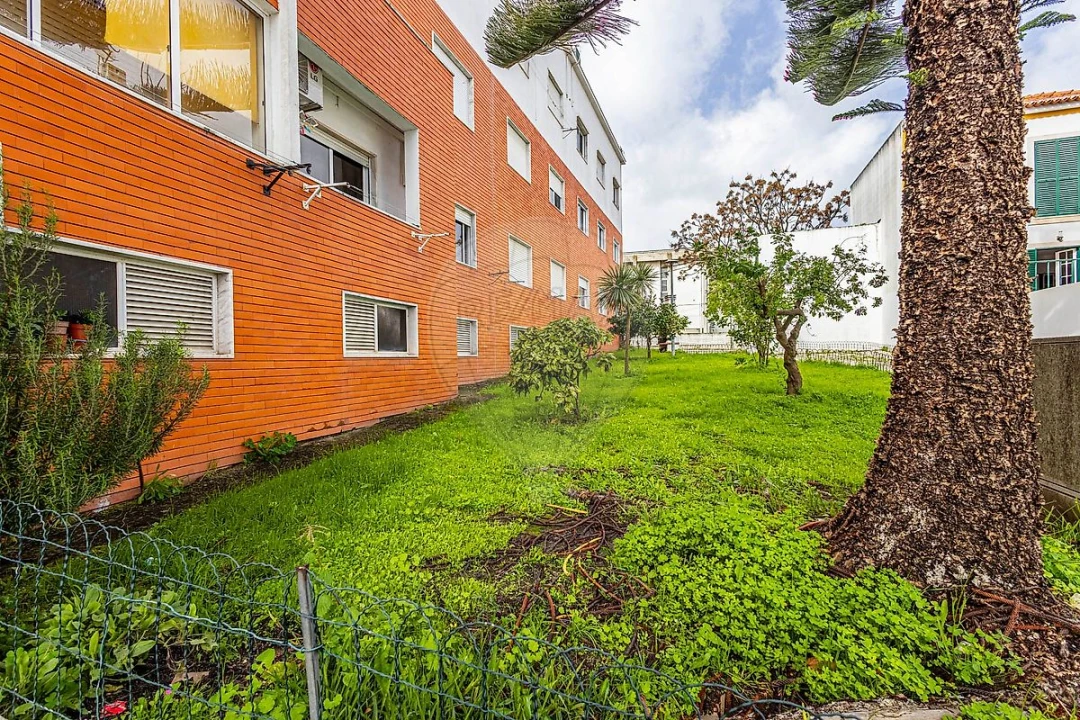 Apartamento T2 para Venda em Azambuja Foto 14