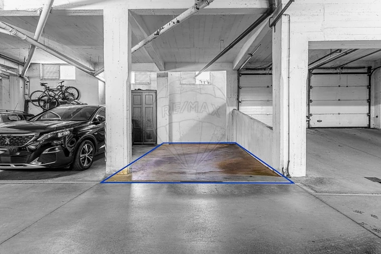 Apartamento T2 para Venda em Azambuja Foto 13