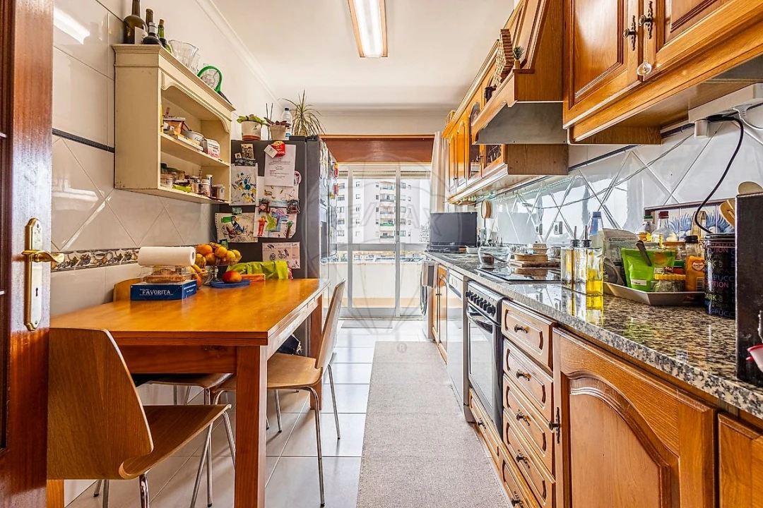 Apartamento T2 para Venda em Azambuja Foto 6