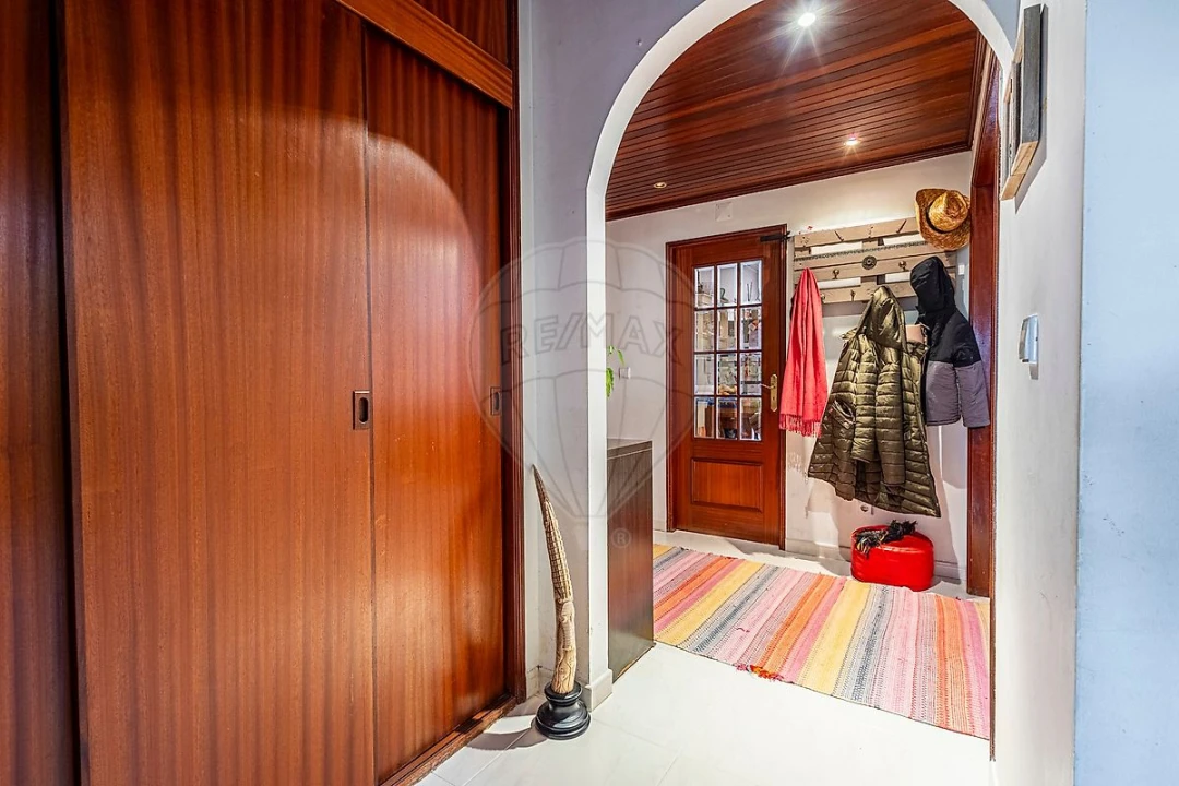 Apartamento T2 para Venda em Azambuja Foto 4