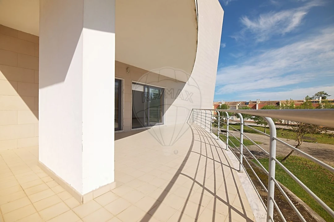 Apartamento T4 para Venda em Pinhal Novo Foto 15