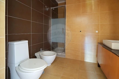 Apartamento T4 para Venda em Pinhal Novo