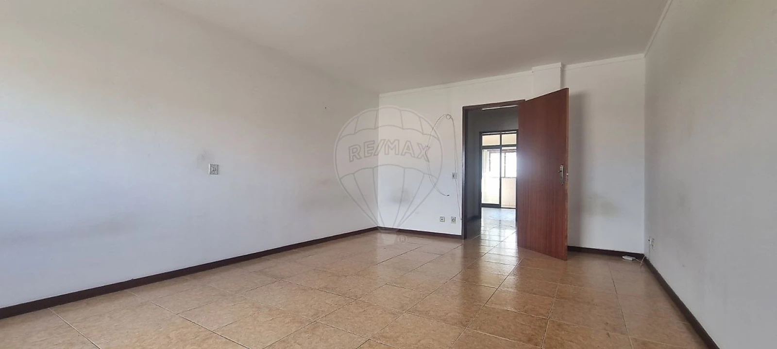 Apartamento T2 para Venda em Rio Tinto Foto 2