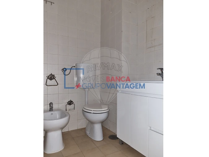 Apartamento T2 para Venda em Rio Tinto Foto 13