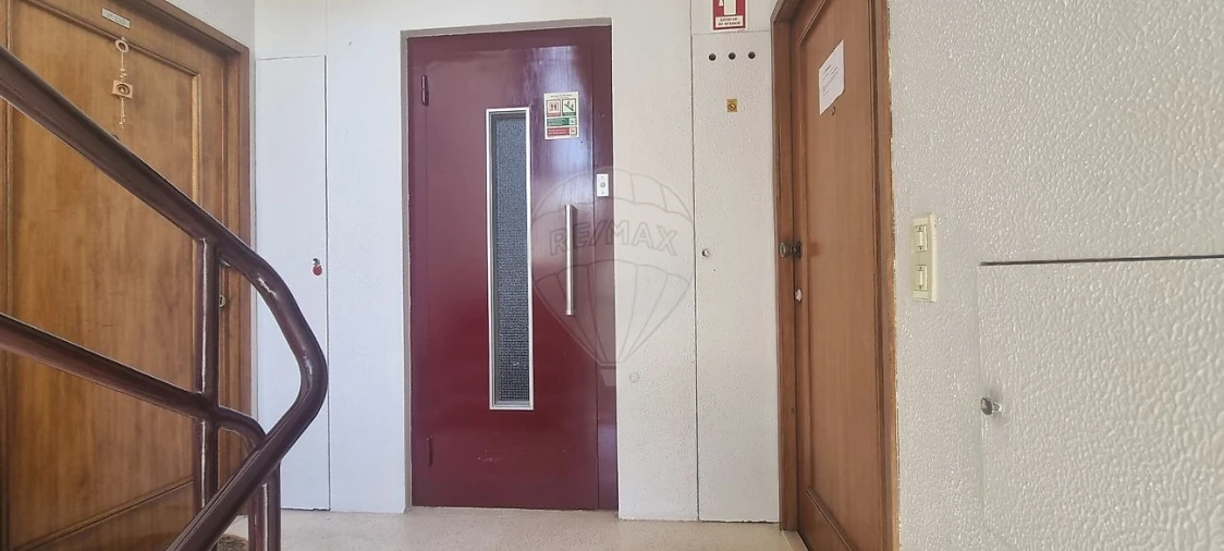 Apartamento T2 para Venda em Rio Tinto Foto 5