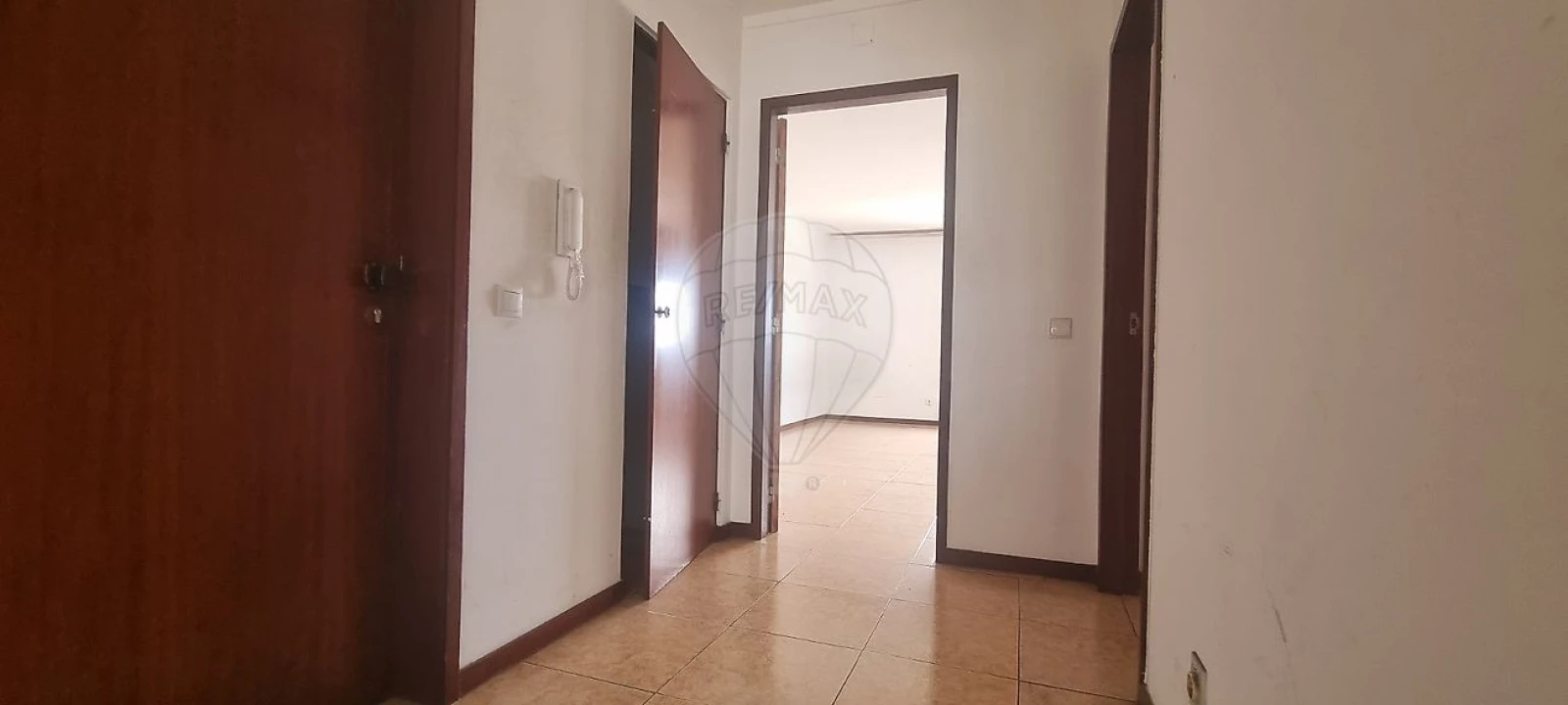 Apartamento T2 para Venda em Rio Tinto Foto 8