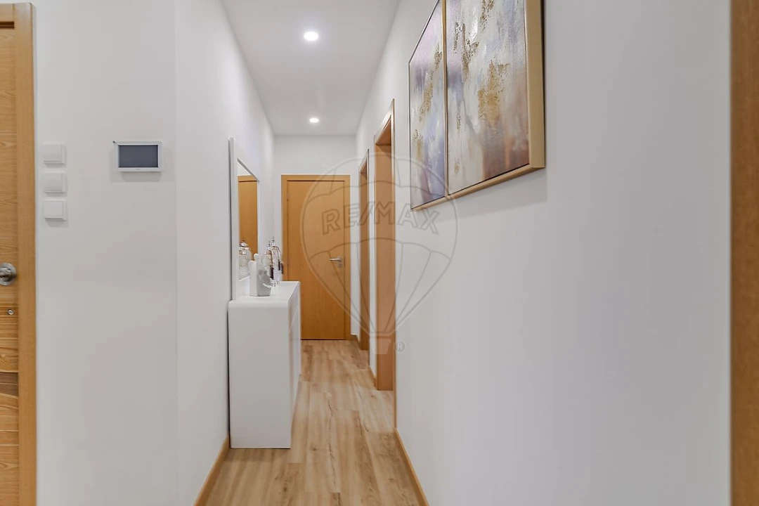 Apartamento T3 para Venda em Campanhã Foto 18