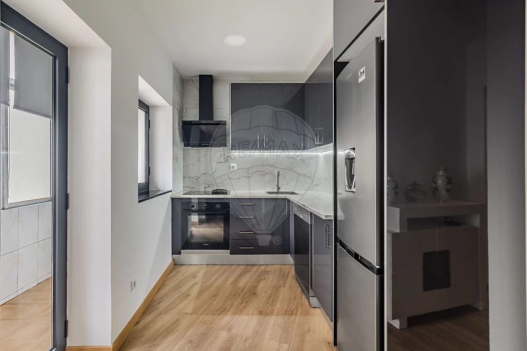 Apartamento T3 para Venda em Campanhã Foto 10