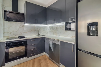 Apartamento T3 para Venda em Campanhã