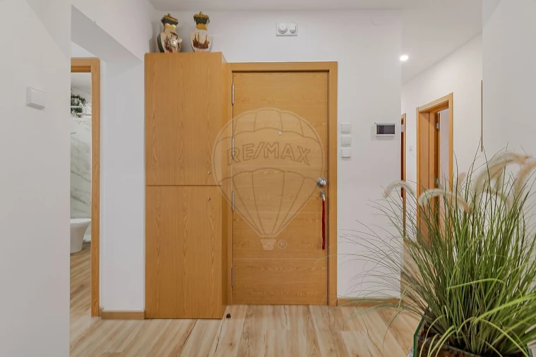 Apartamento T3 para Venda em Campanhã Foto 7