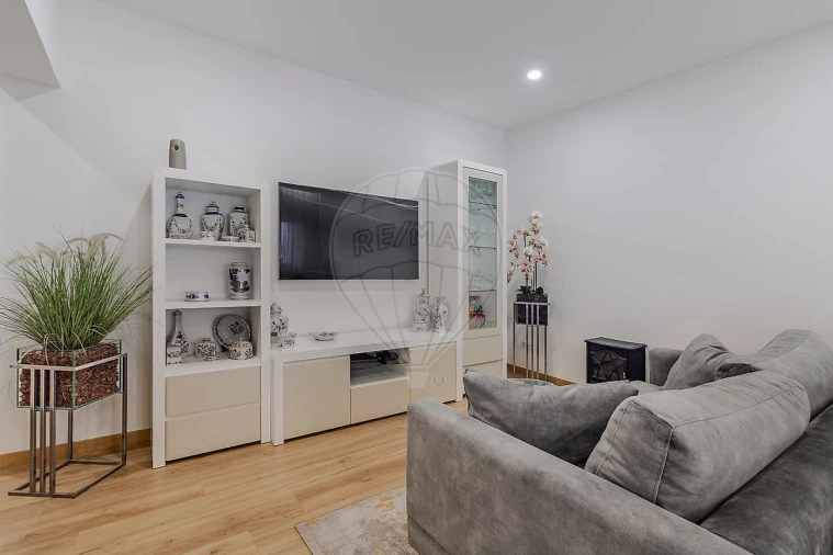 Apartamento T3 para Venda em Campanhã Foto 12