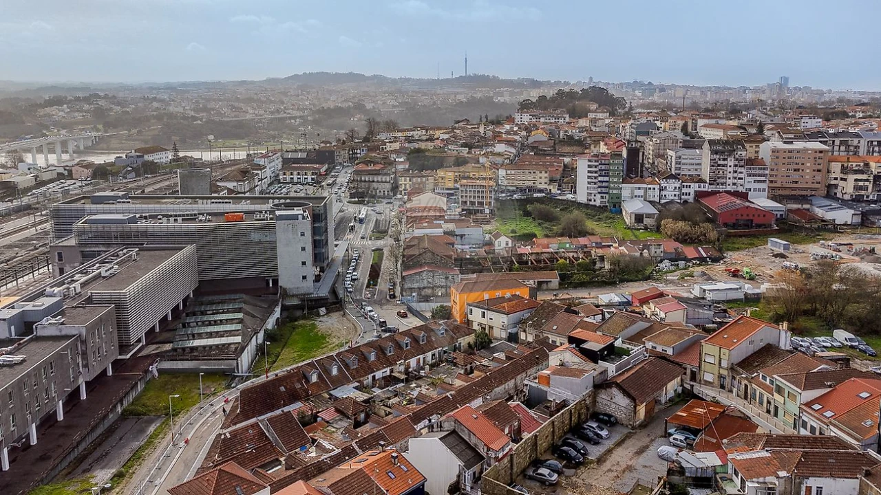Apartamento T3 para Venda em Campanhã Foto 32