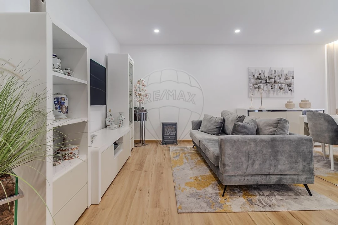 Apartamento T3 para Venda em Campanhã Foto 4