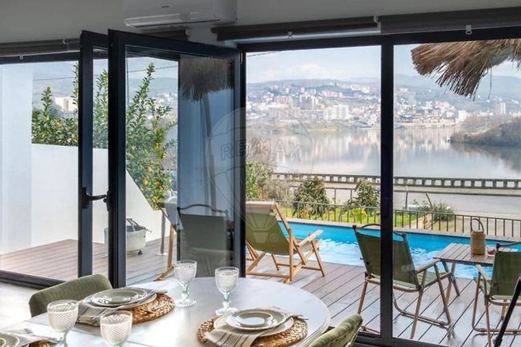 Moradia T5 para Venda em Peso da Régua e Godim Foto 7