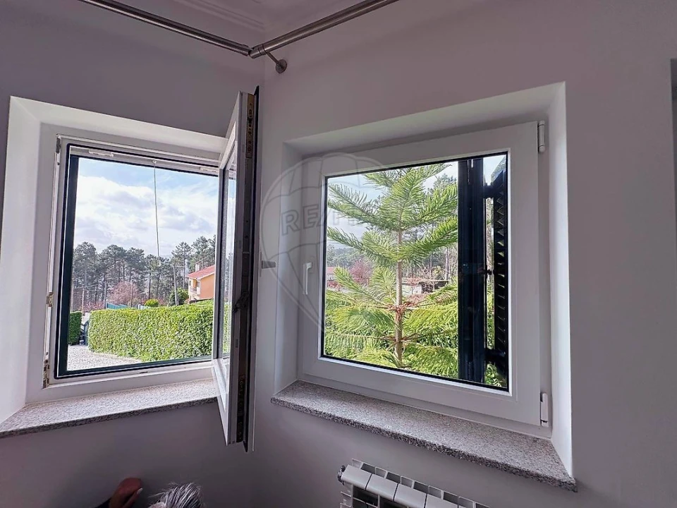 Moradia T4 para Venda em Lordelo Foto 13