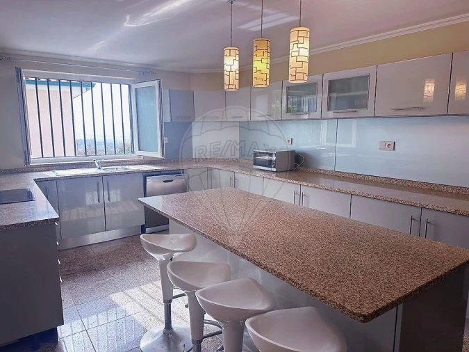 Moradia T4 para Venda em Lordelo Foto 36