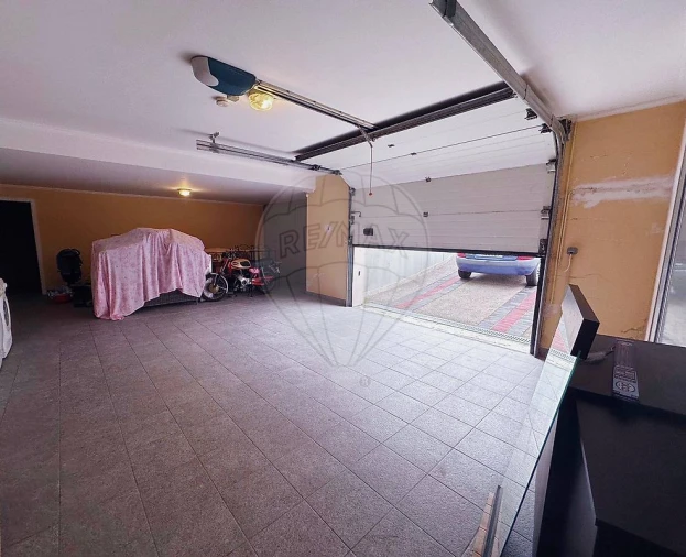 Moradia T4 para Venda em Lordelo Foto 37