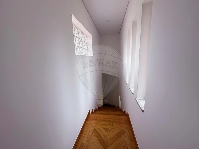 Moradia T4 para Venda em Lordelo Foto 32