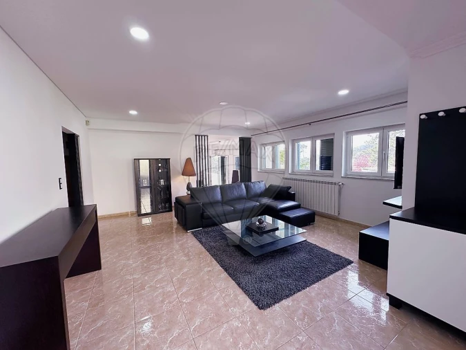 Moradia T4 para Venda em Lordelo Foto 10