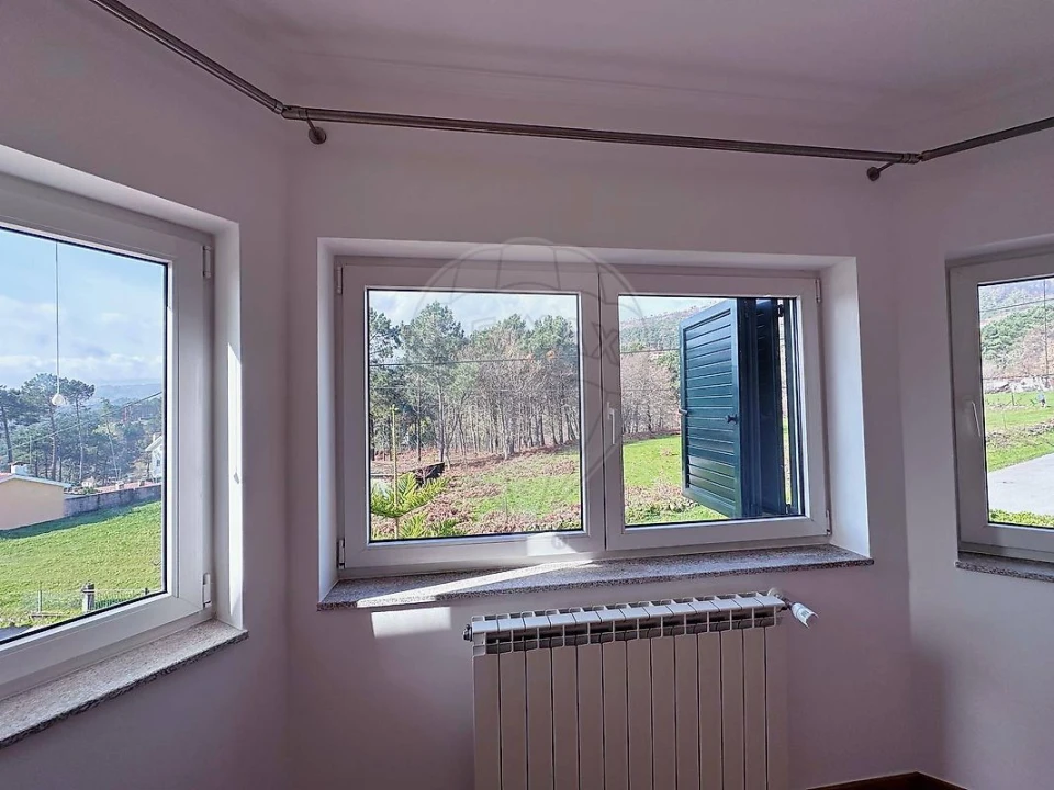 Moradia T4 para Venda em Lordelo Foto 26