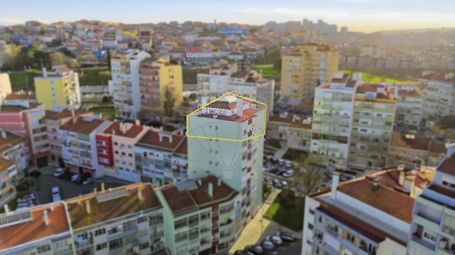 Apartamento T2 para Venda em Águas Livres Foto 2