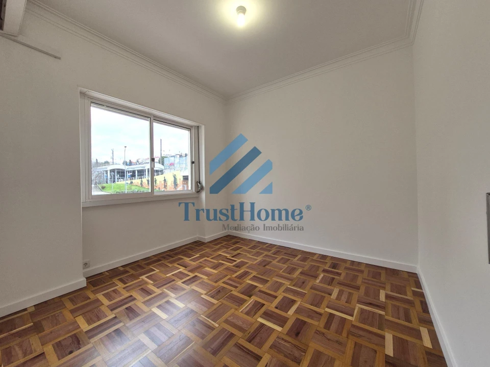 Apartamento T3 para Venda em Águas Livres Foto 11