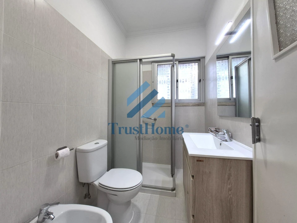 Apartamento T3 para Venda em Águas Livres Foto 13