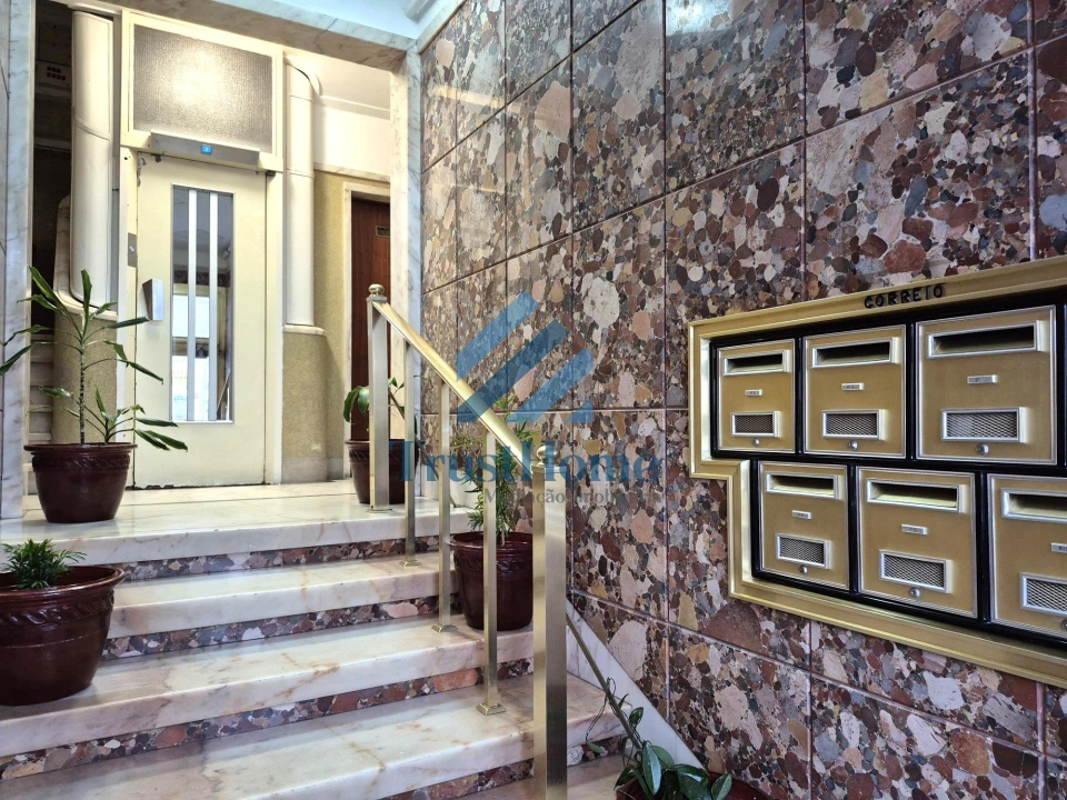 Apartamento T3 para Venda em Águas Livres Foto 28