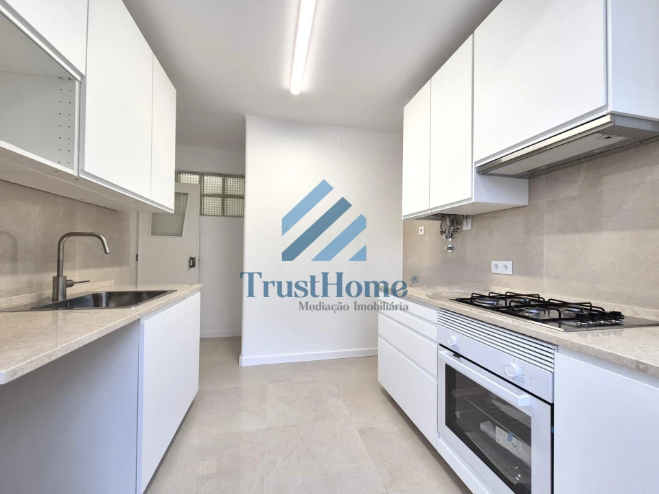 Apartamento T3 para Venda em Águas Livres Foto 6