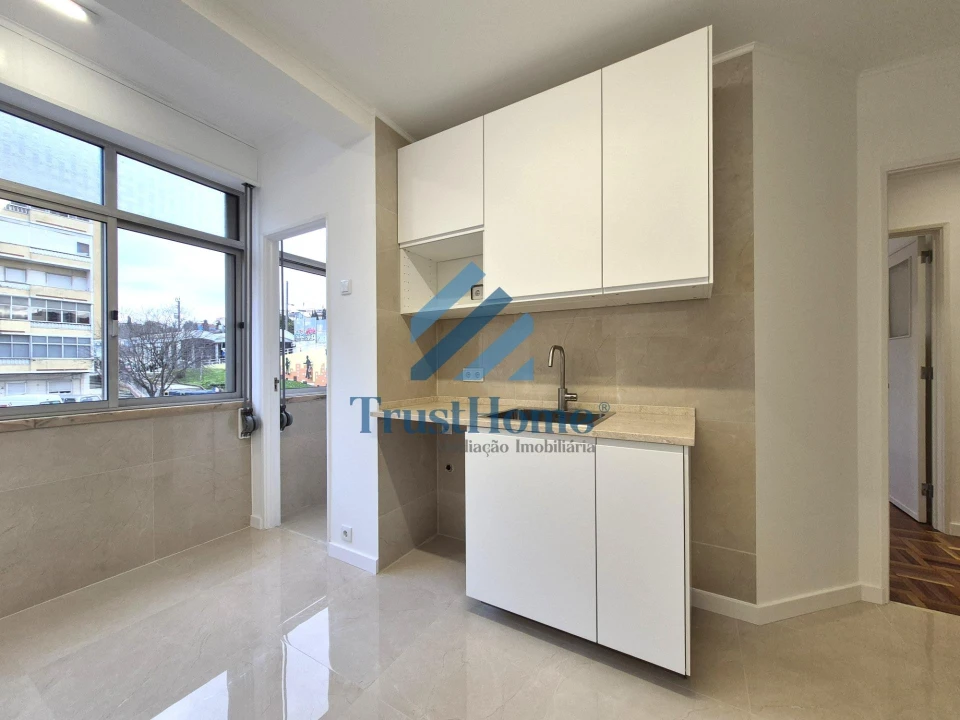 Apartamento T3 para Venda em Águas Livres Foto 7