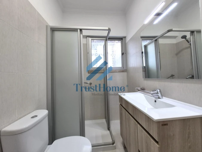 Apartamento T3 para Venda em Águas Livres Foto 12