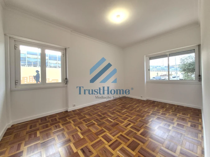 Apartamento T3 para Venda em Águas Livres Foto 17