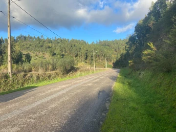 Terreno para Venda em Aldeia do Mato e Souto