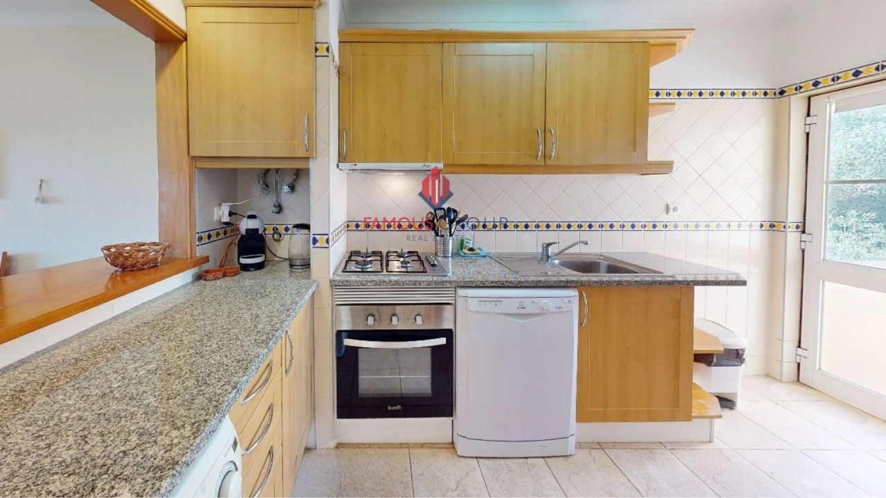 Apartamento T2 para Venda em Alvor Foto 11