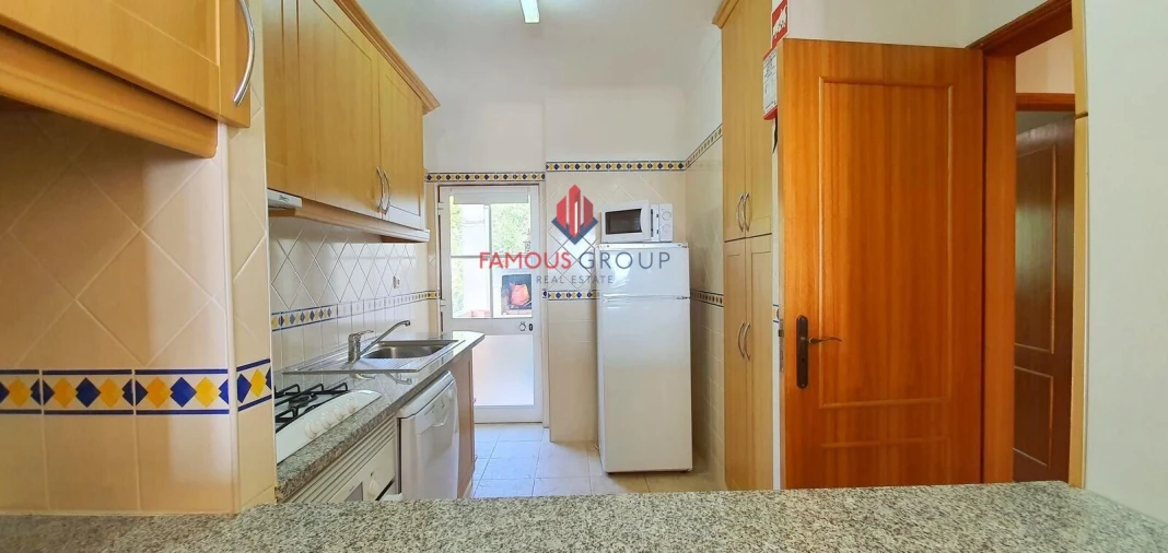 Apartamento T2 para Venda em Alvor Foto 11