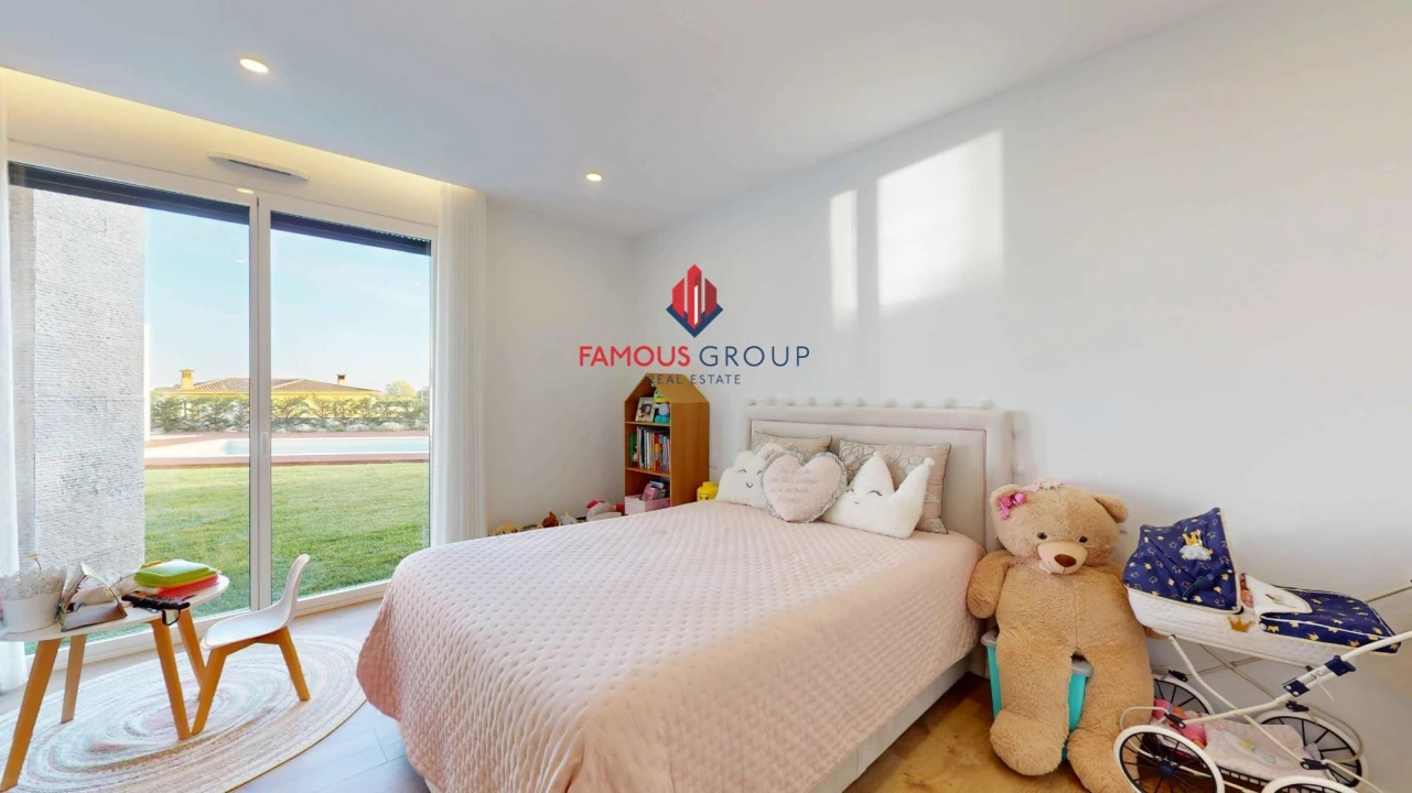 Moradia T3 para Venda em Lagoa e Carvoeiro Foto 24