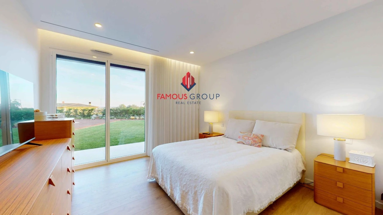 Moradia T3 para Venda em Lagoa e Carvoeiro Foto 31